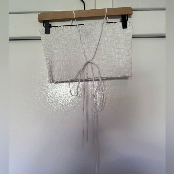 Delfi Collective White Smocked Crop Top Medium - Picture 2 of 4